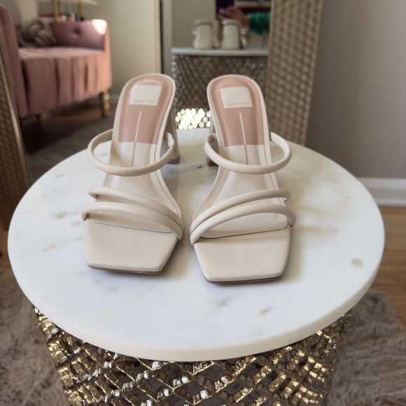 Dolce Vita Women's Cream Square Toe Block Heel Strappy Sandals - Picture 8 of 10